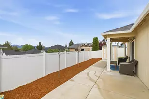 1922 Modena Ln, Medford, OR 97501 - Photo 20