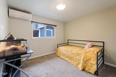 2087 NE Mistletoe Court #1 & 2, Bend, OR 97701 - Photo 16