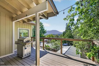 1748 NW Crescent Drive, Grants Pass, OR 97526 - Photo 26