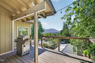 1748 NW Crescent Dr, Grants Pass, OR 97526 - Photo 26