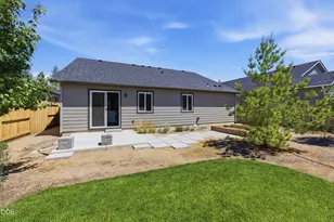 1785 W Williamson Ave, Sisters, OR 97759 - Photo 32