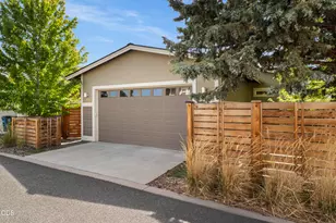 63378 NW Clearstone Dr, Bend, OR 97703 - Photo 34