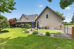 1760 Minear Rd, Medford, OR 97501 - Photo 44