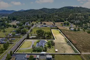 1760 Minear Rd, Medford, OR 97501 - Photo 4