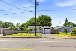 130 NE Geary St, Albany, OR 97321 - Photo 1