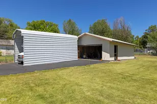 1803 Hope St, Klamath Falls, OR 97603 - Photo 32
