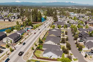 623 SE Glencoe Pl, Bend, OR 97702 - Photo 50