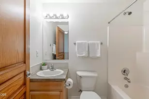 61192 SW Tall Timber Ct, Bend, OR 97702 - Photo 28