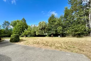 2075 SW Allen Creek Rd, Grants Pass, OR 97527 - Photo 30