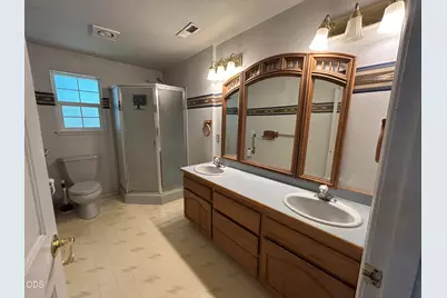 2075 SW Allen Creek Road, Grants Pass, OR 97527 - Photo 18