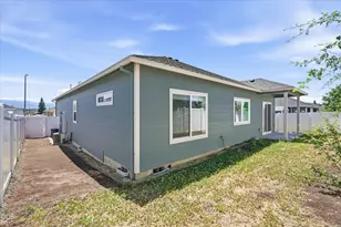 1731 Luxor Ln, Medford, OR 97504 - Photo 34