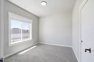 1731 Luxor Ln, Medford, OR 97504 - Photo 26