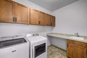 629 NW Powell Butte Loop, Bend, OR 97703 - Photo 22