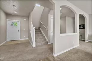 21278 SE Daylily Ave, Bend, OR 97702 - Photo 12