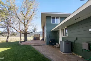 8270 Hill Rd, Klamath Falls, OR 97603 - Photo 26