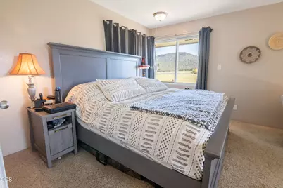 8270 Hill Road, Klamath Falls, OR 97603 - Photo 14
