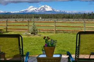 16845 Varco Rd, Bend, OR 97703 - Photo 2