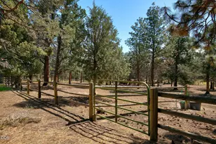 16845 Varco Rd, Bend, OR 97703 - Photo 40