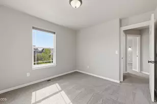 62719 Hawkview Road, Bend, OR 97701 - Photo 26