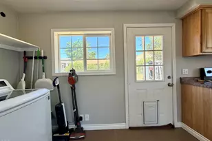 5253 Peggy Ave, Klamath Falls, OR 97601 - Photo 14