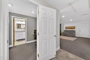 63235 Anika Ln, Bend, OR 97701 - Photo 34