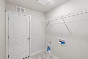 21733 SE Stromboli Ln SE, Bend, OR 97702 - Photo 24
