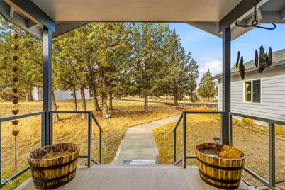 6678 SE Davis Loop, Prineville, OR 97754 - Photo 2