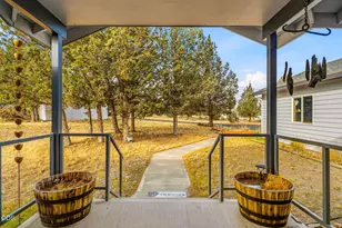 6678 SE Davis Loop, Prineville, OR 97754 - Photo 2