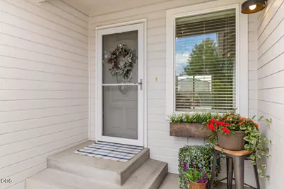 7464 Ruth Drive, Klamath Falls, OR 97603 - Photo 2
