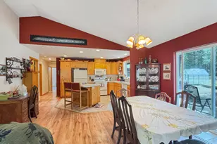14735 Peachwood Ct, La Pine, OR 97739 - Photo 8