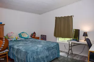 321 N Frontage Rd, Wolf Creek, OR 97497 - Photo 14