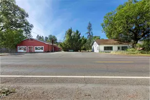 8622 E Evans Creek Rd, Rogue River, OR 97537 - Photo 1