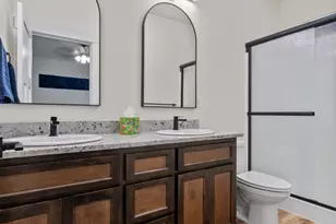 723 Dahl Pl, Medford, OR 97501 - Photo 16