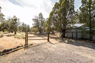 64507 McGrath Road, Bend, OR 97701 - Photo 50