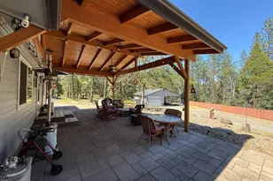 4527 E Evans Creek Rd, Rogue River, OR 97537 - Photo 6