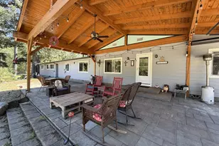 4527 E Evans Creek Rd, Rogue River, OR 97537 - Photo 8