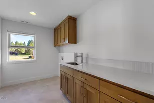20607 SE Boer SE, Bend, OR 97702 - Photo 36