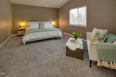 747 E Black Butte Avenue, Sisters, OR 97759 - Photo 10