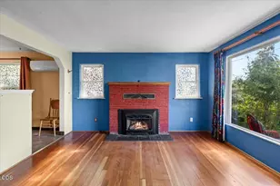 1312 Iowa St, Ashland, OR 97520 - Photo 4