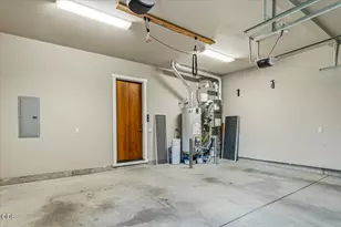 61333 Kindle Rock Loop, Bend, OR 97702 - Photo 44