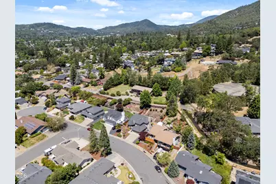 1438 NE Sherman Lane, Grants Pass, OR 97526 - Photo 54