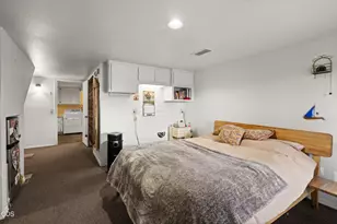 1438 NE Sherman Ln, Grants Pass, OR 97526 - Photo 34
