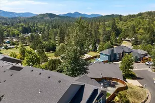 2391 Robertson Crest, Grants Pass, OR 97527 - Photo 28