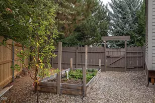1044 SE Baywood Ct, Bend, OR 97702 - Photo 28