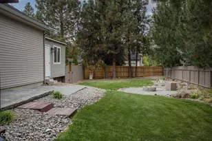 1044 SE Baywood Ct, Bend, OR 97702 - Photo 24