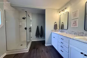 1044 SE Baywood Ct, Bend, OR 97702 - Photo 14