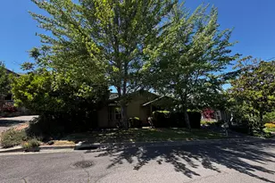 473 Scenic Dr, Ashland, OR 97520 - Photo 8