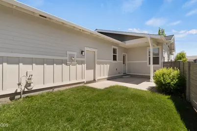 20693 SE Cougar Peak Drive, Bend, OR 97702 - Photo 20