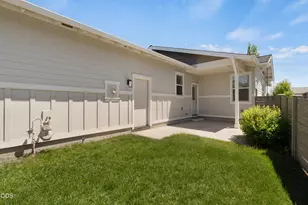 20693 SE Cougar Peak Dr, Bend, OR 97702 - Photo 20