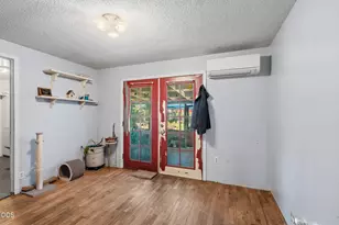 2574 Howard Ave, Medford, OR 97501 - Photo 12